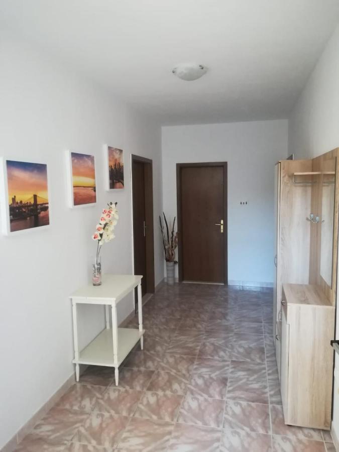 Apartment Ruby Podstrana Esterno foto